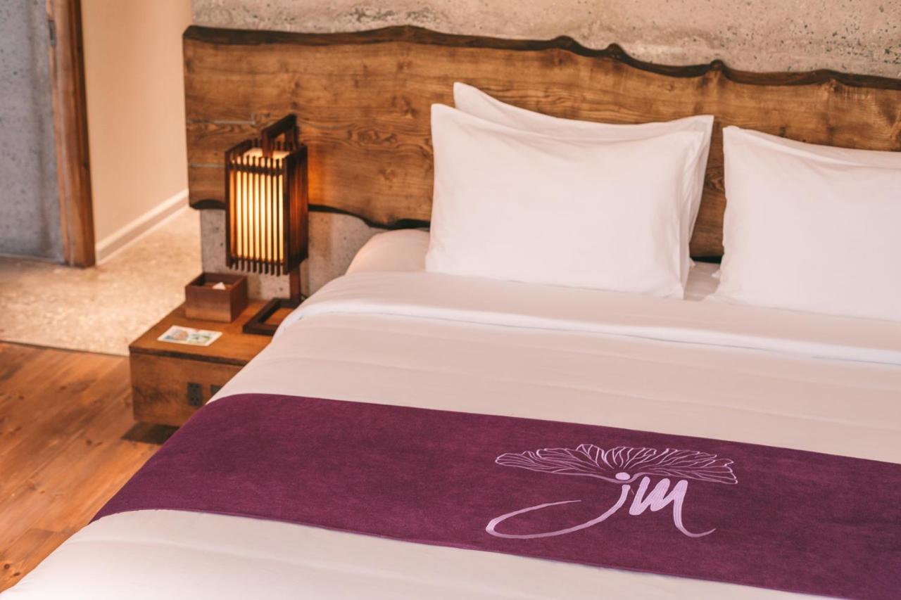 Jm Boutique Hotel Дуонг-Донг Экстерьер фото